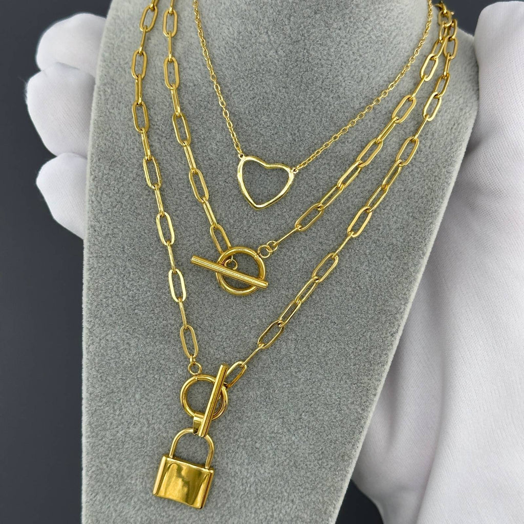 Collier boucle